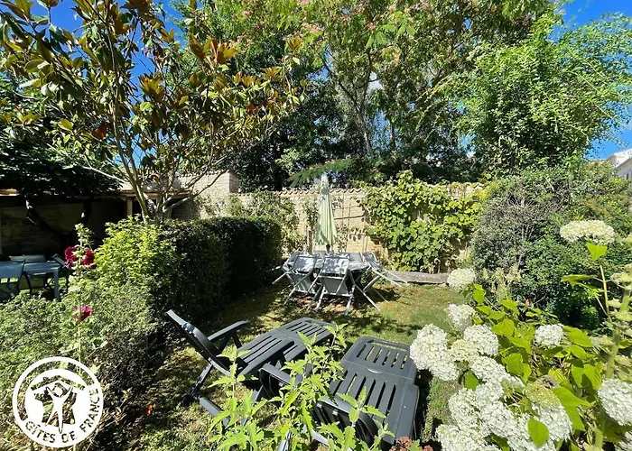 Maison Au Cœur Du Marais Poitevin Avec Barques, Canoës, Pédalo Et Vélos включены - Fr-1-426-147 * Damvix