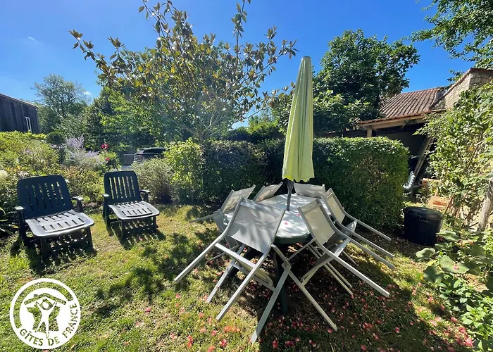 Maison Au Cœur Du Marais Poitevin Avec Barques, Canoës, Pédalo Et Vélos включены - Fr-1-426-147 * Damvix